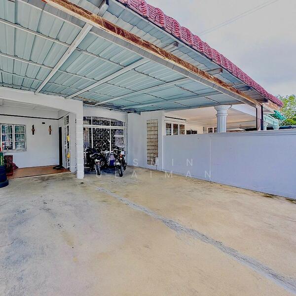 2-storey Terraced House for Sale in Usj 1 (Subang Jaya) - Yasmin Sulaiman - Exterior - PropertyGuru.com.my