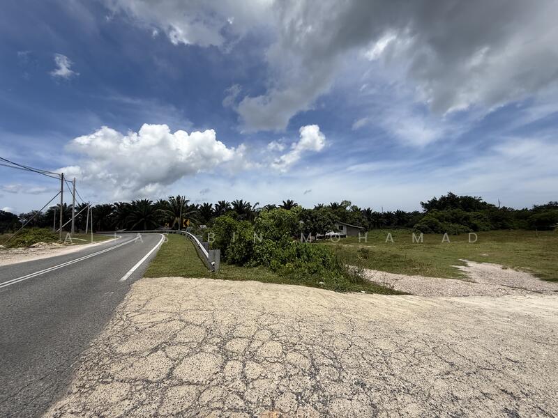 Residential Land for Sale in Kuala Dungun (Terengganu) - Alias Bin Mohamad - Exterior - PropertyGuru.com.my