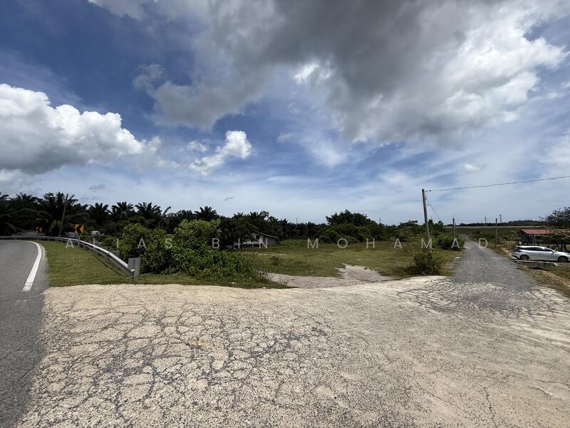 Residential Land for Sale in Kuala Dungun (Terengganu) - Alias Bin Mohamad - Exterior - PropertyGuru.com.my