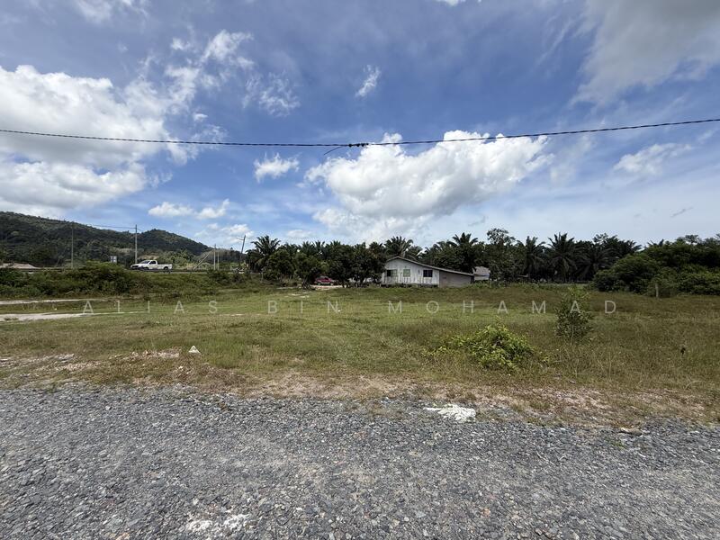 Residential Land for Sale in Kuala Dungun (Terengganu) - Alias Bin Mohamad - Exterior - PropertyGuru.com.my