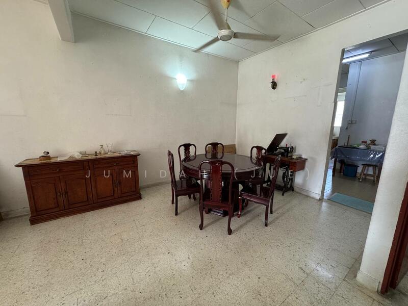 1-storey Terraced House for Sale in Petaling Jaya (Selangor) - JUMIDAH (JUE) - Dining Room - PropertyGuru.com.my