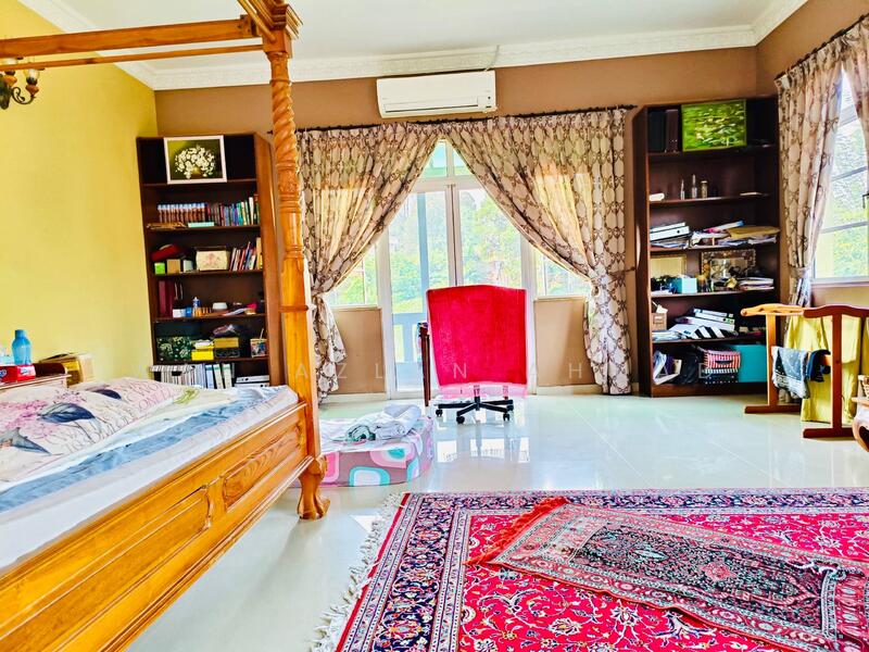 Bungalow for Sale in Country Heights (Kajang) - Wan Azlan Ahmad - Bedroom - PropertyGuru.com.my