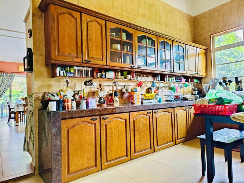 Bungalow for Sale in Country Heights (Kajang) - Wan Azlan Ahmad - PropertyGuru.com.my