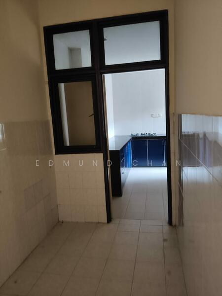 Rumah Kluster untuk Dijual di Taman Mutiara Indah (Puchong) - Edmund - Kitchen - PropertyGuru.com.my
