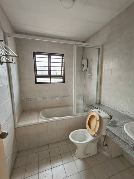 Rumah Kluster untuk Dijual di Taman Mutiara Indah (Puchong) - Edmund - Bathroom - PropertyGuru.com.my
