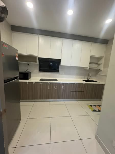 Condominium for Rent at Paraiso Residence @ The Earth - Teck Meng Lok - Kitchen - PropertyGuru.com.my