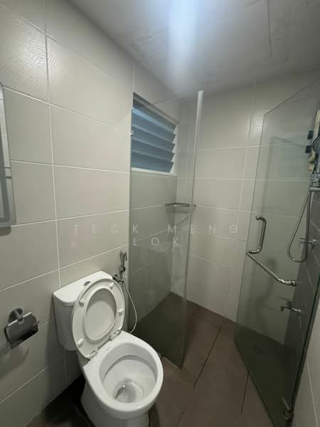 Condominium for Rent at Paraiso Residence @ The Earth - Teck Meng Lok - Bathroom - PropertyGuru.com.my