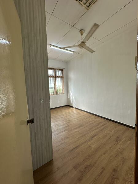 1-storey Terraced House for Sale in Taman Puteri Wangsa (Ulu Tiram) - Zoe Soo - Upstairs Room 2-楼上房间2 - PropertyGuru.com.my
