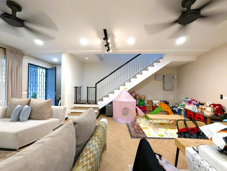 2-storey Terraced House for Sale in Elmina (Shah Alam) - Nazerene Kurung - Living Room - PropertyGuru.com.my