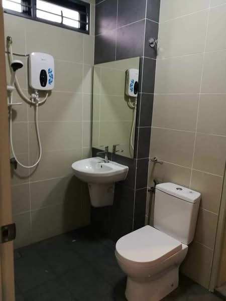 City of Elmina : Elmina Valley 2 untuk Untuk Disewa - RM 2,500 /bulan, Feb 2026 - Bathroom - PropertyGuru.com.my