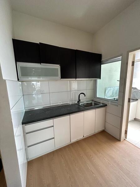 Condominium for Sale at The Holmes 1 - Kelton Seet - Kitchen - PropertyGuru.com.my