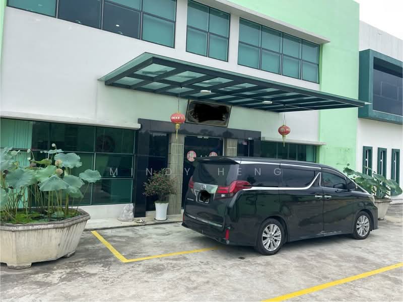 Semi-D Factory for Sale in Kampung Baru Machap (Simpang Renggam) - Mindy Heng - Exterior - PropertyGuru.com.my
