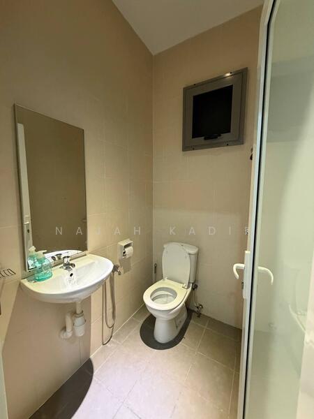 3-storey Terraced House for Sale in Cyberjaya (Selangor) - Najah Kadir - Bathroom - PropertyGuru.com.my