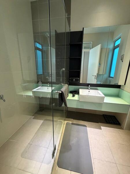 3-storey Terraced House for Sale in Cyberjaya (Selangor) - Najah Kadir - Bathroom - PropertyGuru.com.my