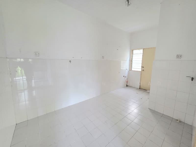 Kemuning Greenhill 2 untuk Untuk Dijual - RM 850,000, Mac 2026 - Kitchen - PropertyGuru.com.my
