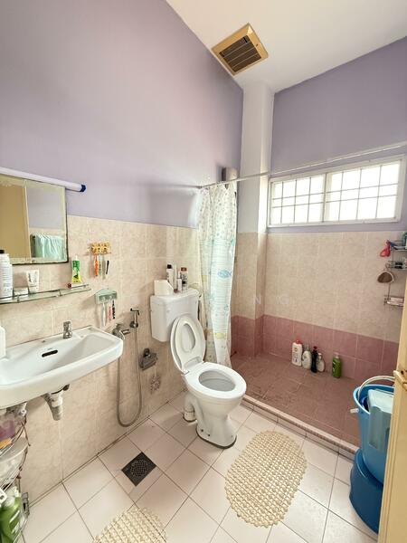 2-storey Terraced House for Sale in Teluk Pulai (Klang) - Zaena Ng - Bathroom - PropertyGuru.com.my