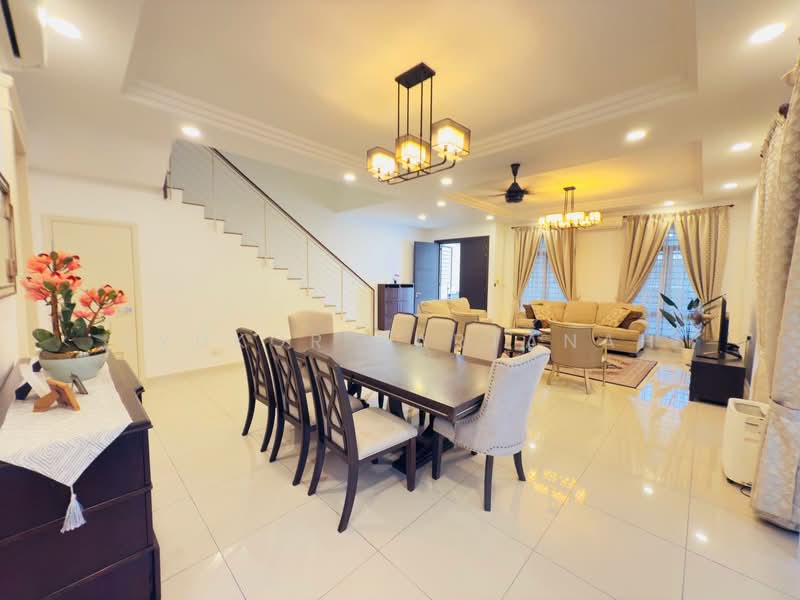 Double Storey Superlink House, TYPE AKASIA Cahaya Alam Seksyen U12 Shah Alam untuk Untuk Dijual - RM 1,080,000, Mac 2026 - Living Room - PropertyGuru.com.my