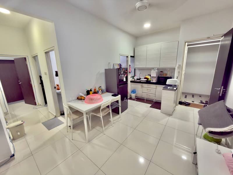 Service Residence for Sale at Seasons Garden Residences - Muz Hafiz - Kitchen - PropertyGuru.com.my