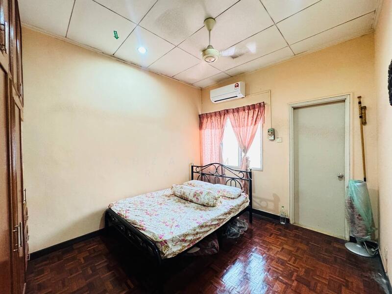 2-storey Terraced House for Sale in Usj 11 (Subang Jaya) - Mahzah Mohd Rapiee - Bedroom - PropertyGuru.com.my