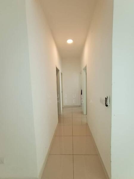 Savanna Executive Suite @ Southville City untuk Untuk Disewa - RM 1,500 /bulan, Mac 2026 - Corridor - PropertyGuru.com.my