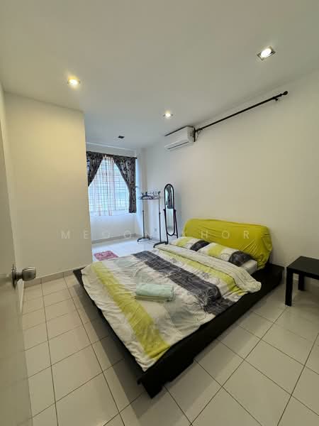 Service Residence for Sale at Fortune Avenue - Meoon Khor - Bedroom - PropertyGuru.com.my