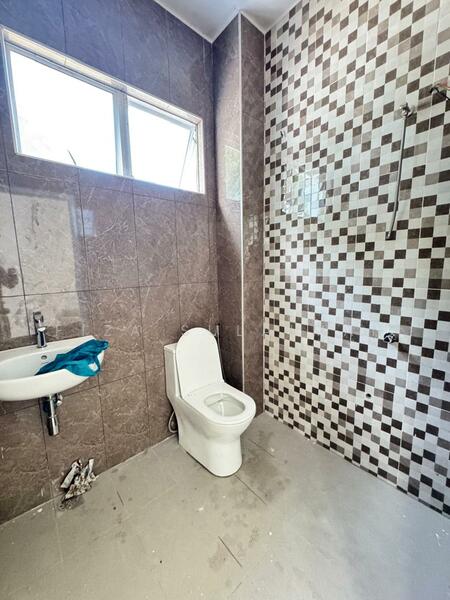 Nong Chik Heights untuk Untuk Dijual - RM 2,800,000, Feb 2026 - Bathroom - PropertyGuru.com.my