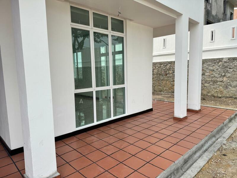 Nong Chik Heights untuk Untuk Dijual - RM 2,800,000, Feb 2026 - Exterior - PropertyGuru.com.my