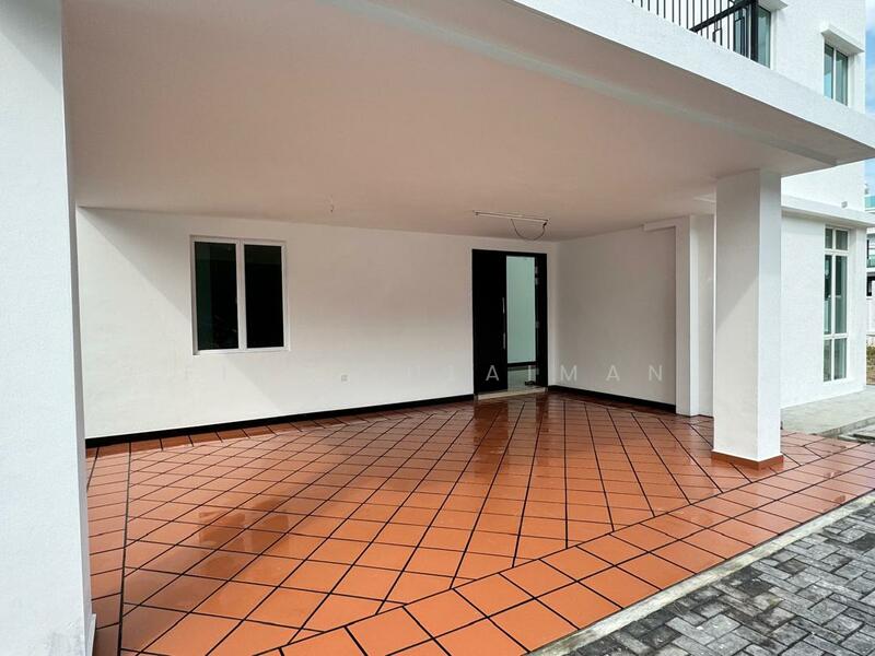 Nong Chik Heights untuk Untuk Dijual - RM 2,800,000, Feb 2026 - Exterior - PropertyGuru.com.my