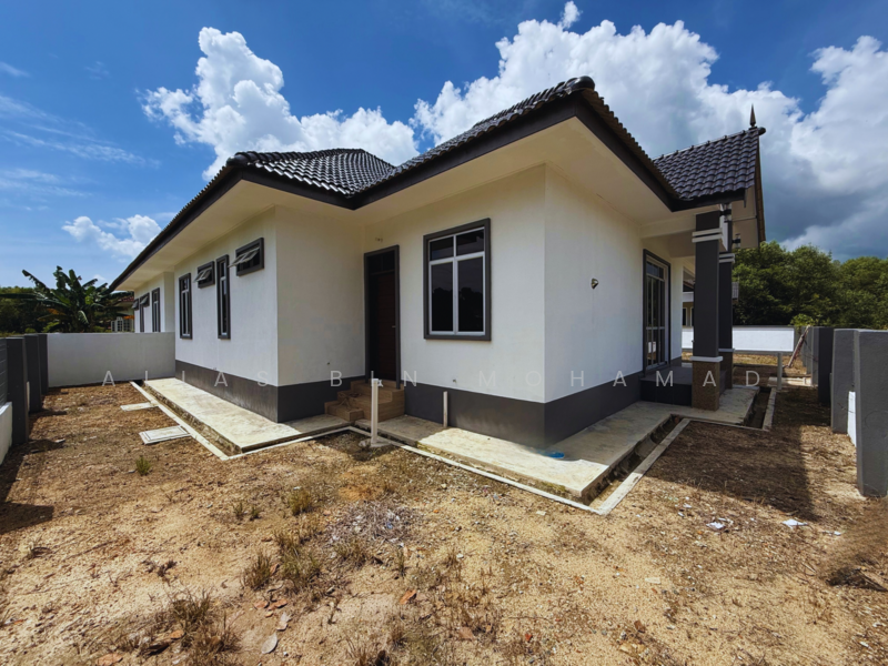 2 Unit Rumah Semi-D Setingkat di Kg. Alur Tuman, Marang, Terengganu berdekatan Pantai Kelulut untuk Untuk Dijual - RM 397,000, Mac 2026 - Exterior - PropertyGuru.com.my
