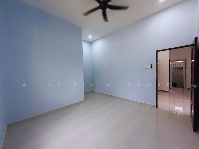 2 Unit Rumah Semi-D Setingkat di Kg. Alur Tuman, Marang, Terengganu berdekatan Pantai Kelulut untuk Untuk Dijual - RM 397,000, Mac 2026 - Interior - PropertyGuru.com.my