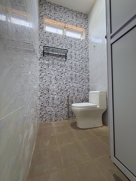 2 Unit Rumah Semi-D Setingkat di Kg. Alur Tuman, Marang, Terengganu berdekatan Pantai Kelulut untuk Untuk Dijual - RM 397,000, Mac 2026 - Bathroom - PropertyGuru.com.my