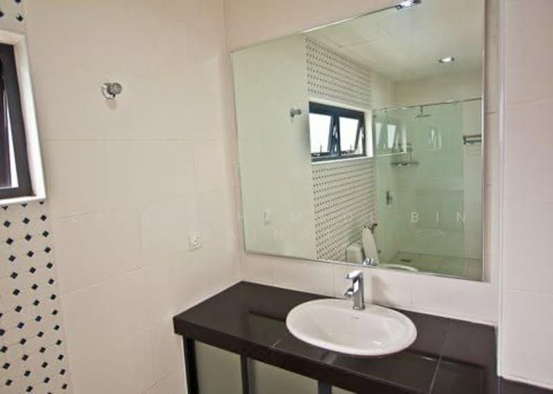 Bungalow for Sale in Ampang (Selangor) - Zairul Hamedi Bin Zainal - Bathroom - PropertyGuru.com.my