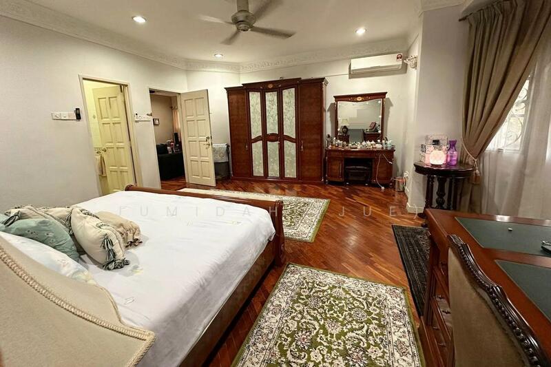 Seksyen 8 untuk Untuk Dijual - RM 2,150,000, Feb 2026 - Bedroom - PropertyGuru.com.my