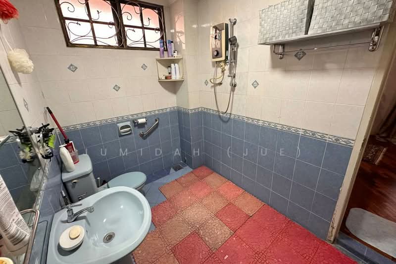 Seksyen 8 untuk Untuk Dijual - RM 2,150,000, Feb 2026 - Bathroom - PropertyGuru.com.my