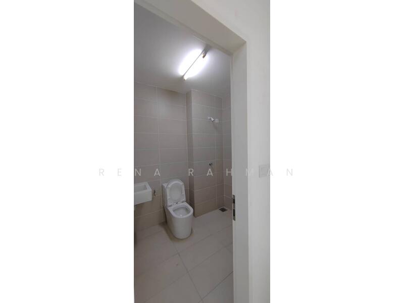 2-storey Terraced House for Sale in Bandar Sri Sendayan (Negeri Sembilan) - Rena Rahman - Bathroom - PropertyGuru.com.my