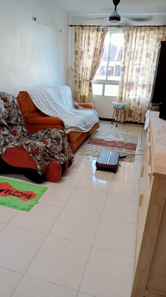 Taman Kheng Tian untuk Untuk Dijual - RM 380,000, Feb 2026 - Living Room - PropertyGuru.com.my