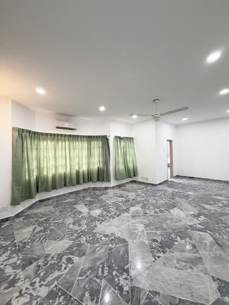 Taman Desa Mewah untuk Untuk Dijual - RM 898,000, Feb 2026 - Living Room - PropertyGuru.com.my