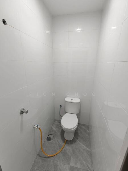 Taman Ungku Tun Aminah untuk Untuk Dijual - RM 598,000, Feb 2026 - Bathroom - PropertyGuru.com.my