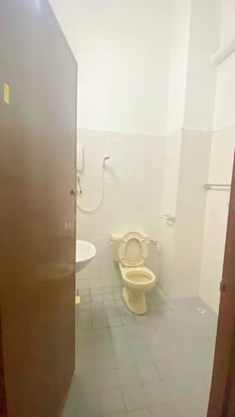 2-storey Terraced House for Sale in Taman Bukit Mewah (Tampoi) - Loong Hing Liong - PropertyGuru.com.my