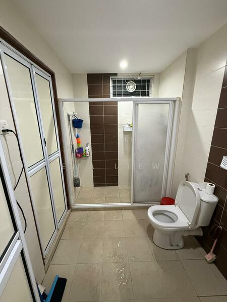 2-storey Terraced House for Rent in Jelutong (Penang) - Eva Liew - Bathroom - PropertyGuru.com.my