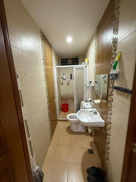 2-storey Terraced House for Rent in Jelutong (Penang) - Eva Liew - Bathroom - PropertyGuru.com.my