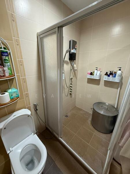 2-storey Terraced House for Rent in Jelutong (Penang) - Eva Liew - Bathroom - PropertyGuru.com.my