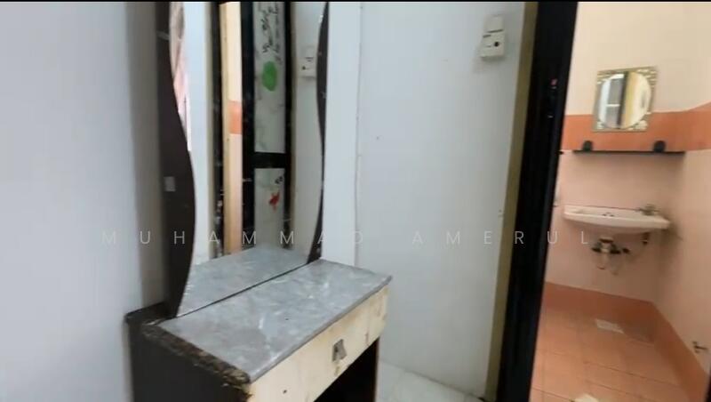 Apartment for Rent at Bayu Villa - Muhammad Amerul - Bathroom - PropertyGuru.com.my