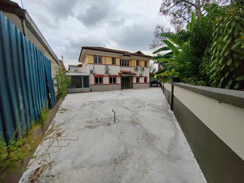 2 Storey Bungalow Corner Lot Taman Seri Damai untuk Untuk Dijual - RM 1,500,000, Feb 2026 - Exterior - PropertyGuru.com.my