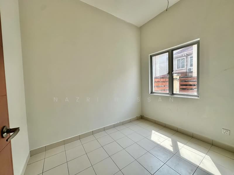 2-storey Terraced House for Sale in Denai Alam (Shah Alam) - Nazri Hassan - Interior - PropertyGuru.com.my