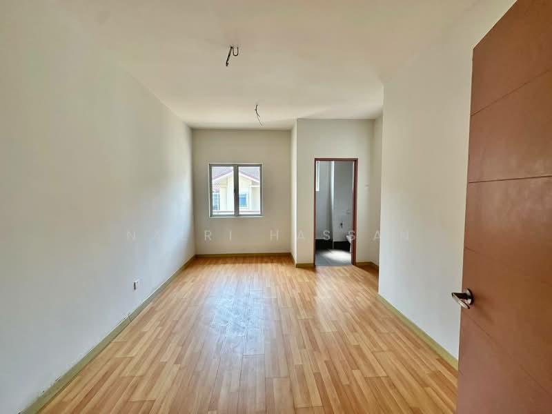 2-storey Terraced House for Sale in Denai Alam (Shah Alam) - Nazri Hassan - Interior - PropertyGuru.com.my