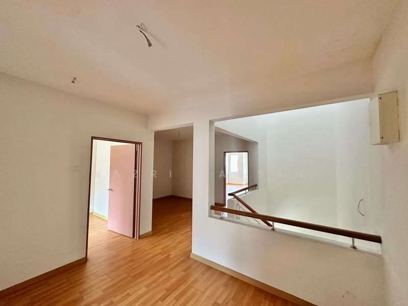 2-storey Terraced House for Sale in Denai Alam (Shah Alam) - Nazri Hassan - Interior - PropertyGuru.com.my