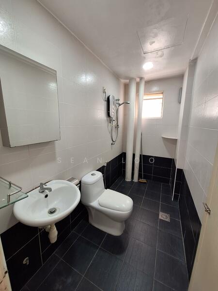 Condominium for Sale at Bintang Mas - Sean Loo - Bathroom - PropertyGuru.com.my