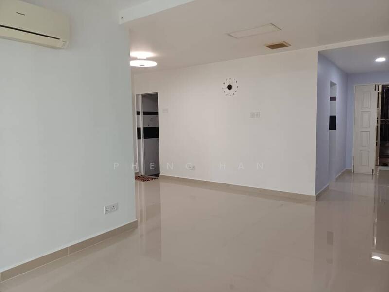 Sri Kristal untuk Untuk Disewa - RM 1,500 /bulan, Feb 2026 - Living Room - PropertyGuru.com.my