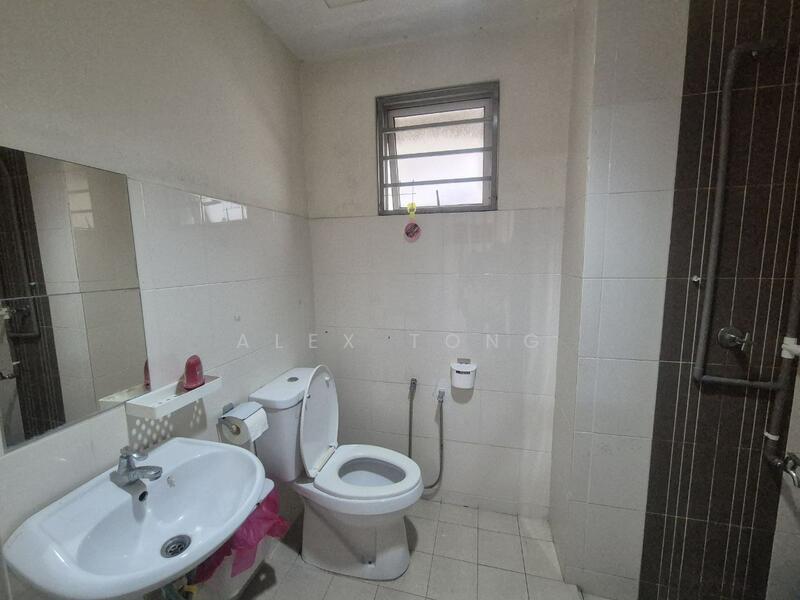 Symphony Heights (Simfoni Heights) untuk Untuk Dijual - RM 285,000, Feb 2026 - Bathroom - PropertyGuru.com.my